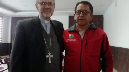 campaña Unidos saldremos adelante con Monseñor Cristóbal Bialasik y José León