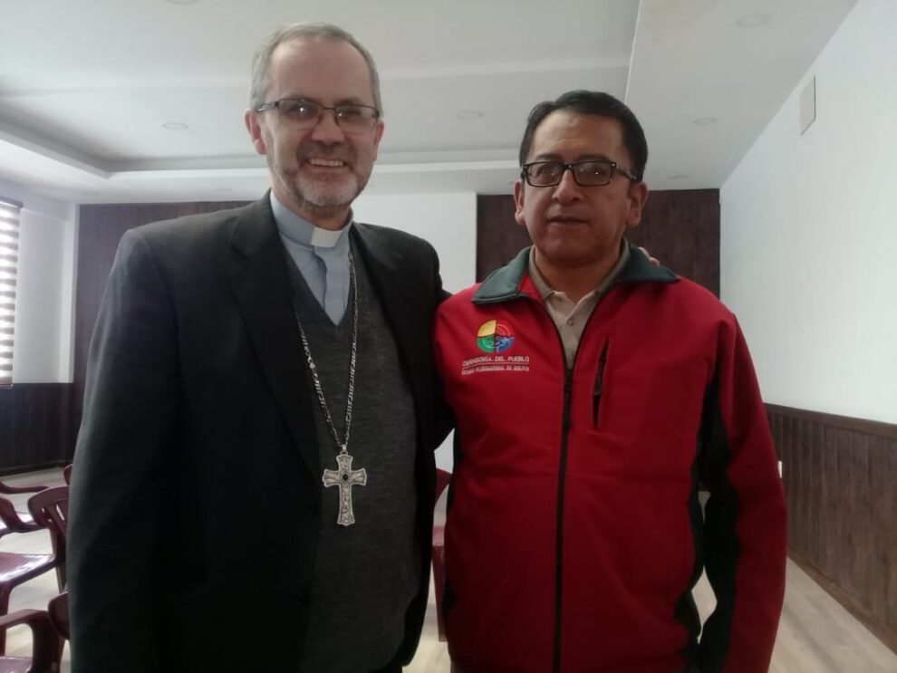 campaña Unidos saldremos adelante con Monseñor Cristóbal Bialasik y José León
