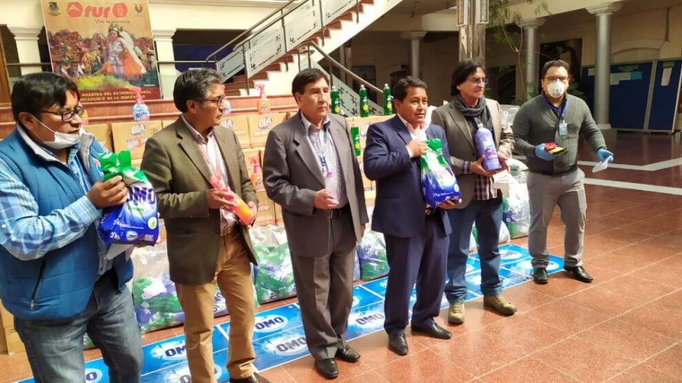 Donación de productos de limpieza para el Hospital General