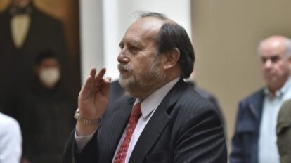 nuevo ministro de Salud Marcelo Navajas asume el cargo