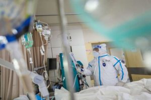 Covid-19 en Huanuni: Paciente tuvo contacto con 40 personas