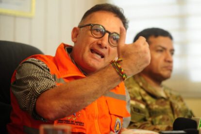 Veterinarios en cuarentena según el ministro de Defensa, Luis Fernando López