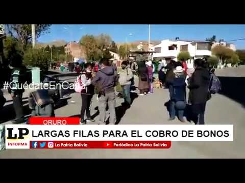 Filas interminables para el cobro del Bono Familia en entidades financieras
