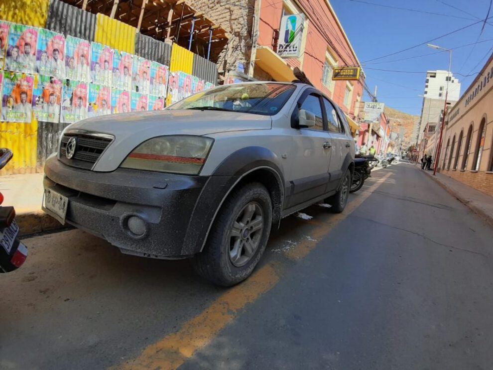 Aprehensión de personas en Oruro y Potosí