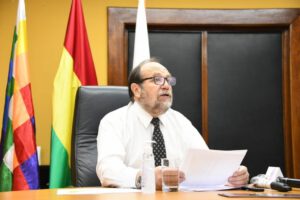 Ministro de Salud, Marcelo Navajas, anuncia entrega de unidades de terapia intensiva para Covid-19