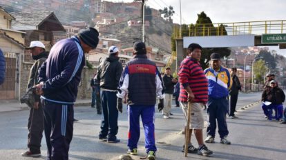 Bloqueo de transportistas en La Paz durante la inauguración de la nueva ruta del Puma Katari