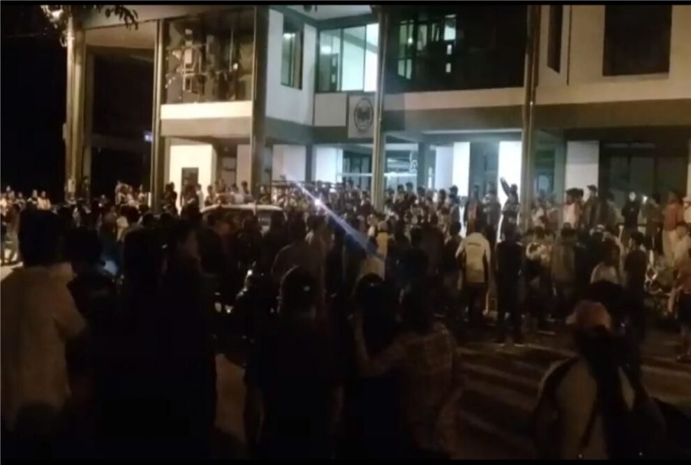 Expulsión de la Policía en Shinahota