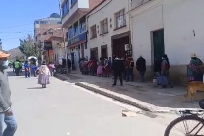 cobro de bonos en Oruro