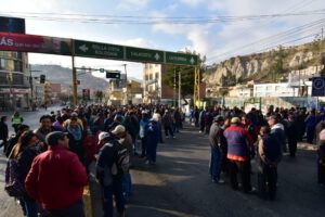 Bloqueo de choferes en La Paz
