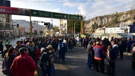 Bloqueo de choferes en La Paz