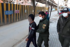 Aprehenden a sujeto por violación a sus hermanas en Oruro