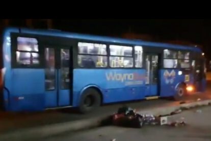Protesta en El Alto contra el transporte de personal de salud