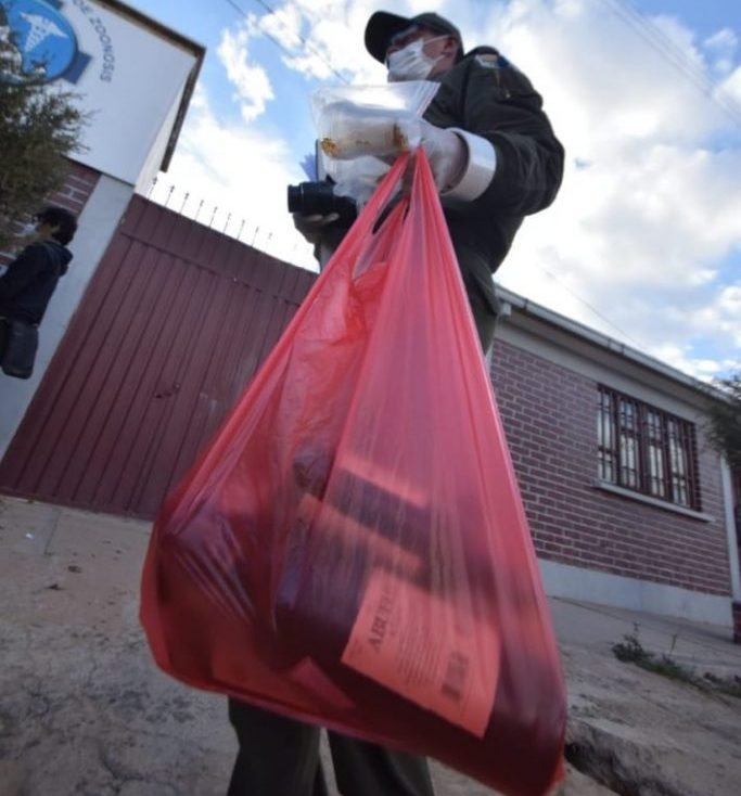 Funcionarios ediles en reunión social en el Centro Municipal de Zoonosis