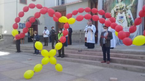 Cadena de Oración ante la Patrona de Oruro