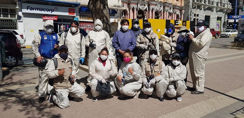 Vi-En donó trajes de bioseguridad a los periodistas