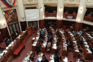 Ley para especialistas médicos en Bolivia