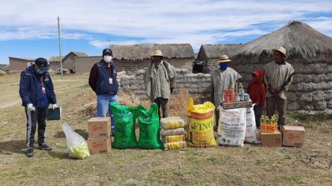 Vilañeque recibió víveres de la Defensoría del Pueblo