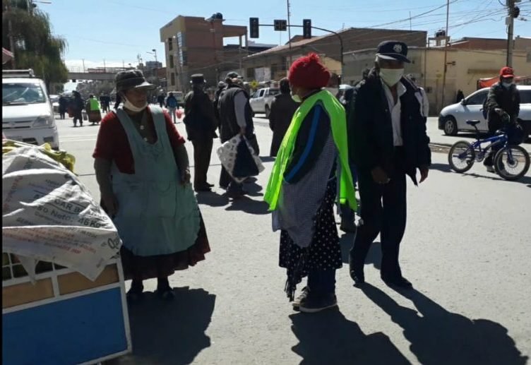 Conflicto entre comerciantes en Oruro