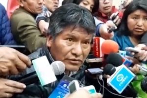 Gobernador de Oruro, Víctor Hugo Vásquez, desmiente acusaciones