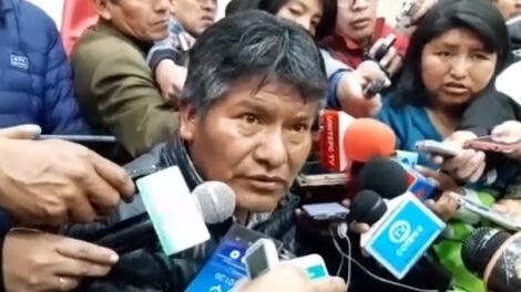 Gobernador de Oruro, Víctor Hugo Vásquez, desmiente acusaciones