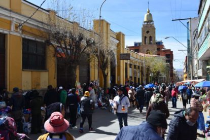 Superferia Oruro reinicia actividades comerciales