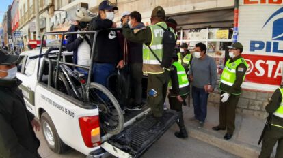 Cuarentena en Oruro: Policía arrestó a más de 180 personas