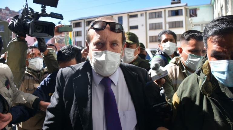 Congelan el 50% restante del pago de los 170 respiradores