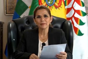 Nuevo hospital en Beni anunciado por Jeanine Áñez