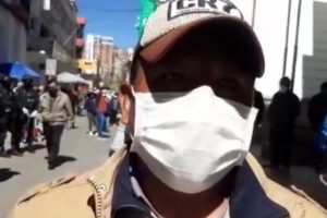 Desayuno escolar en efectivo en Oruro