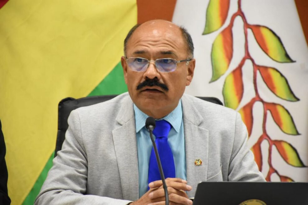 Aníbal Cruz vinculado a la adquisición irregular de respiradores