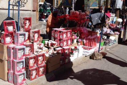 Día de la Madre Boliviana: Venta de regalos y movimiento comercial