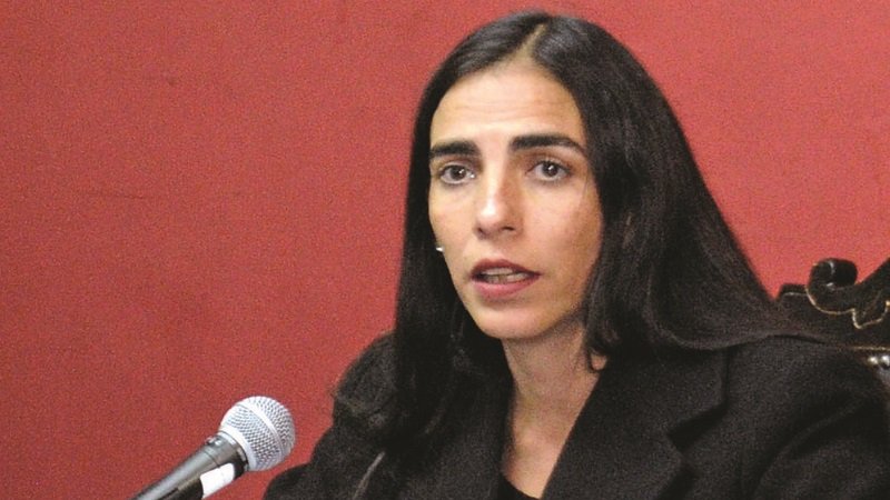 Exministra de Salud, Gabriela Montaño, denuncia corrupción en el caso respiradores