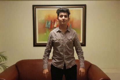 Benjamín Flores Bustillos interpreta Mamá en homenaje al Día de la Madre