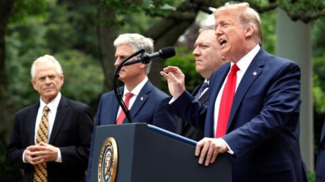 Trump rompe relación con la OMS