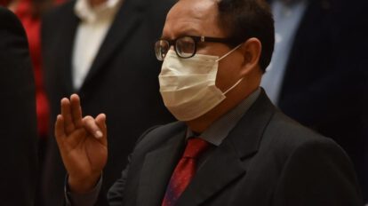 Ministro de Minería, Fernando Vásquez, genera polémica con comentario racista