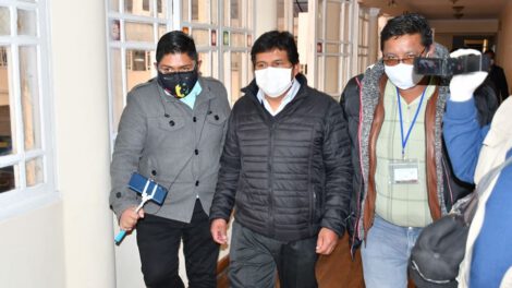 Nuevo gobernador Oruro asume su cargo