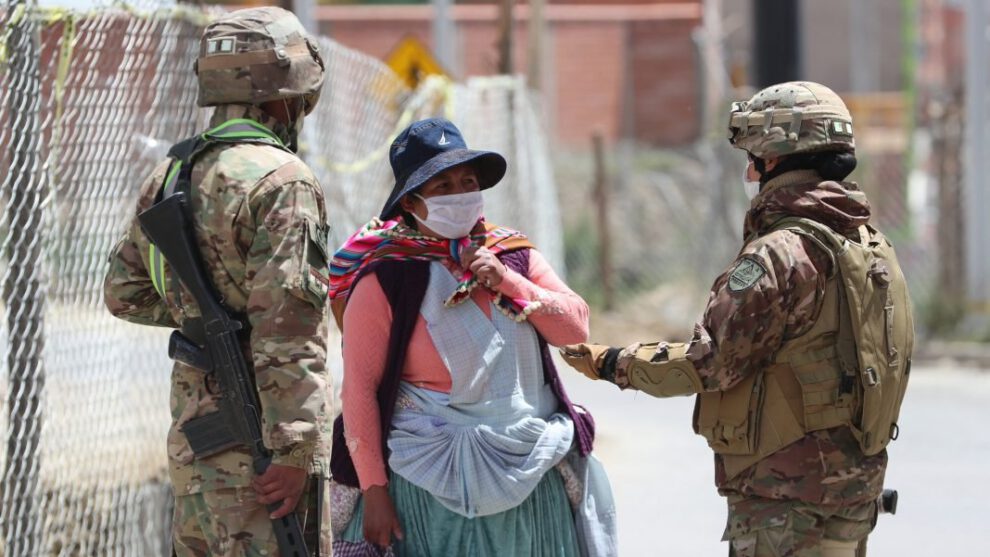 Efectivos militares infectados por Covid-19 en Bolivia