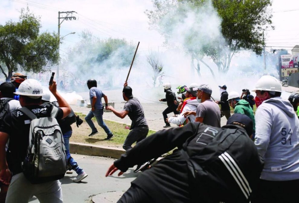 Compra de gases lacrimógenos con presunto sobreprecio