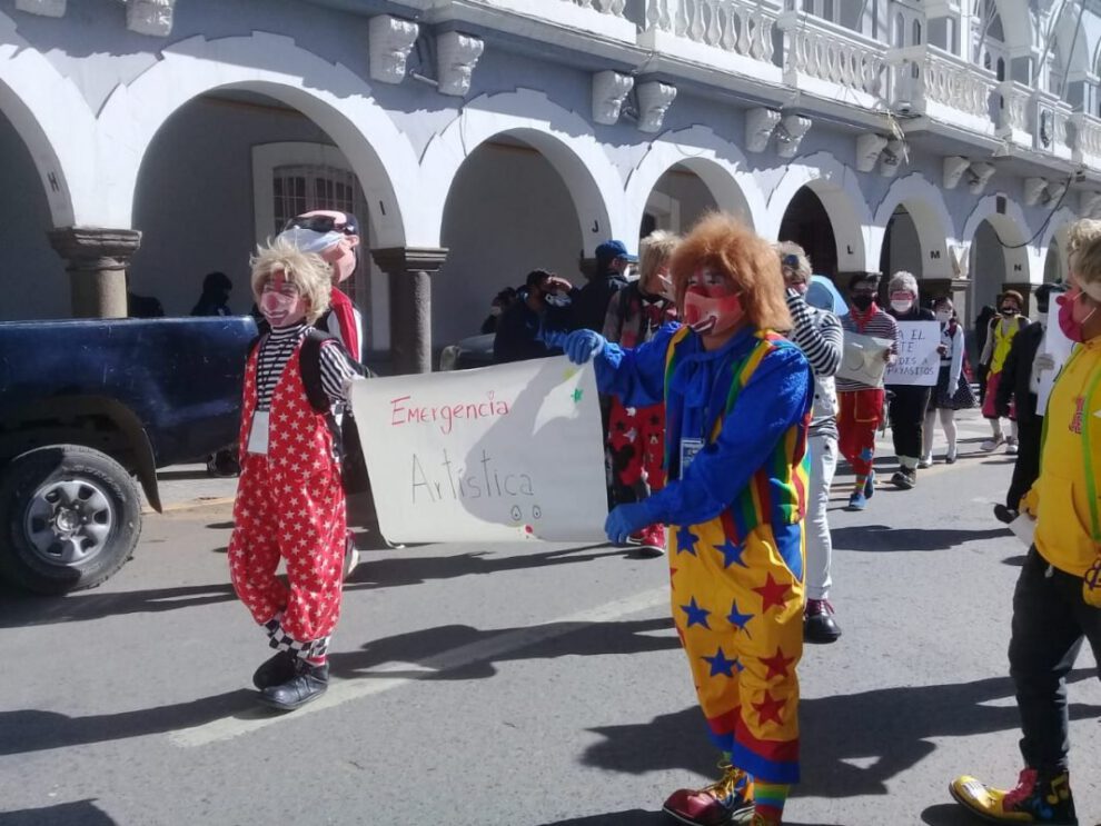 Apoyo a artistas infantiles en marcha pacífica