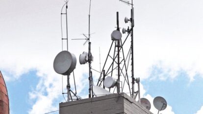 Antenas de espionaje en La Paz