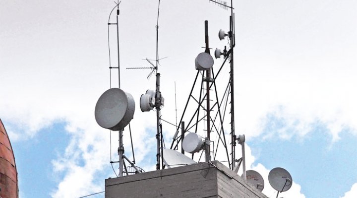 Antenas de espionaje en La Paz