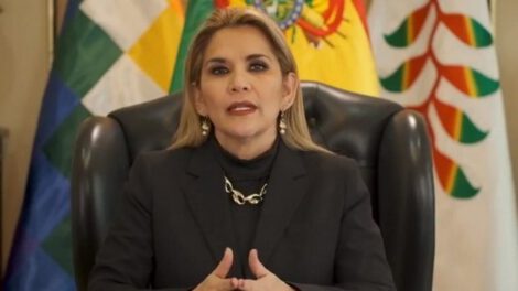 reducción de ministerios por Jeanine Áñez