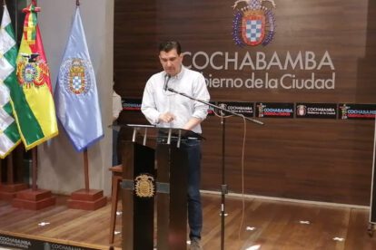 Renuncia alcalde Cochabamba José María Leyes por amenazas a su familia
