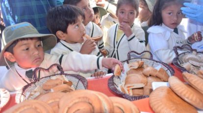 Desayuno Escolar Complementario en Oruro