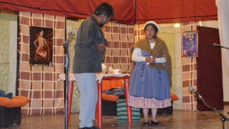La sanguchera de la esquina, obra teatral en Oruro