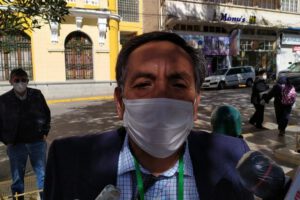 Administrador de la CNS Oruro afirma que no renunciará al cargo