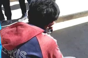 Adolescente denuncia agresiones laborales