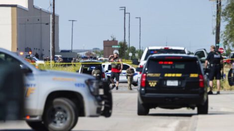 Tiroteo en Texas deja 5 muertos y 21 heridos