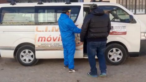 Detención domiciliaria agresor adolescente de 14 años