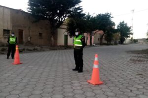 Challapata Covid-19 y cuarentena rígida